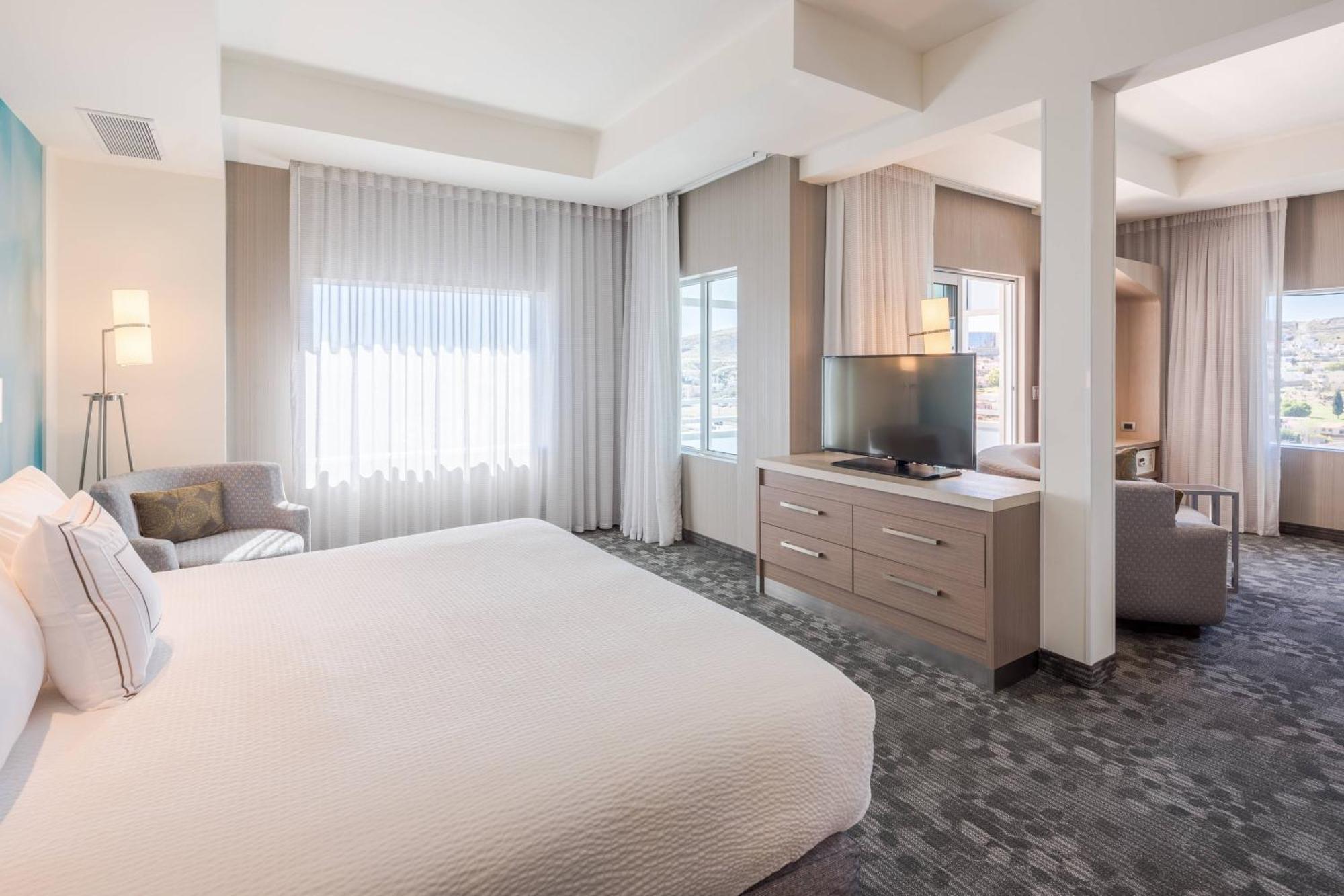 คอร์ตยาร์ด ชิอัวอัว Hotel ชิฮวาฮวา ภายนอก รูปภาพ